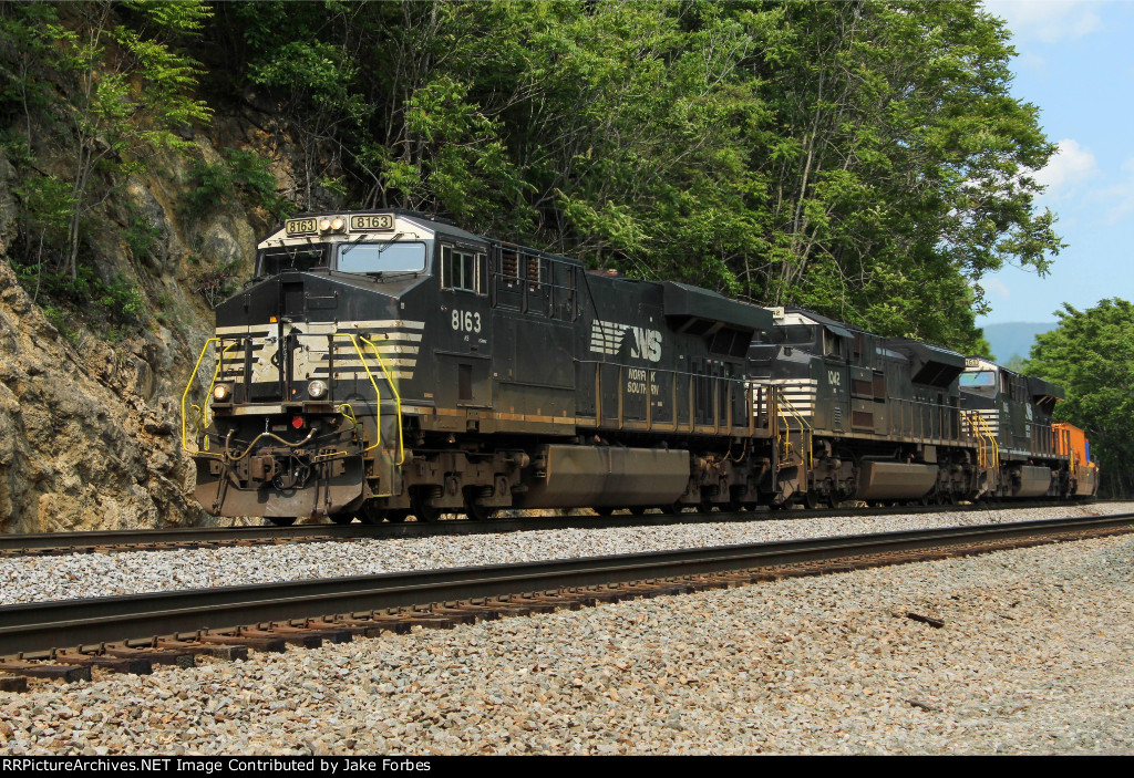 NS 279 with 8163